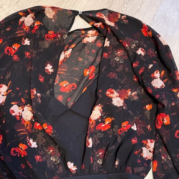 Wilfred blouse with built-in bodysuit - Picture 6 of 6